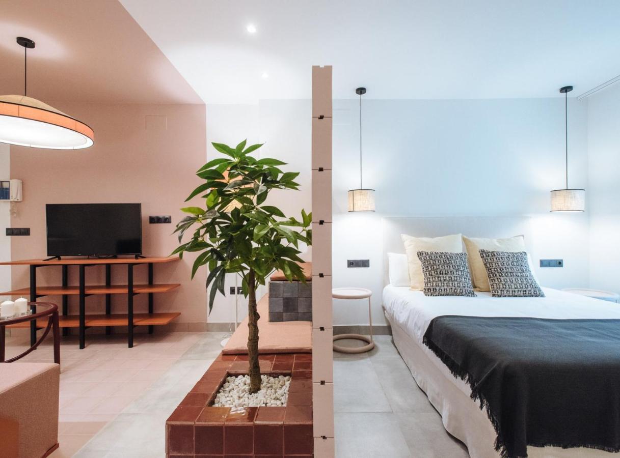 Suites Triana Sevilla Apartments Exterior photo