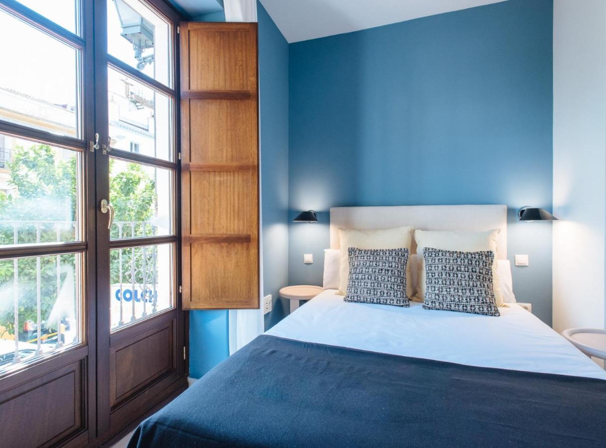 Suites Triana Sevilla Apartments Exterior photo