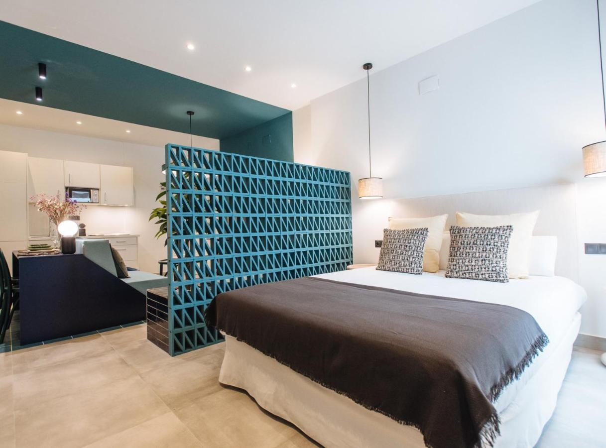Suites Triana Sevilla Apartments Exterior photo