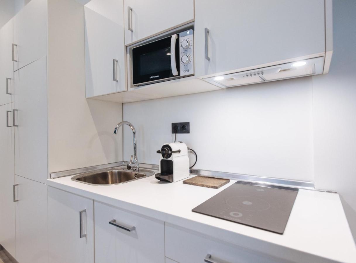 Suites Triana Sevilla Apartments Exterior photo